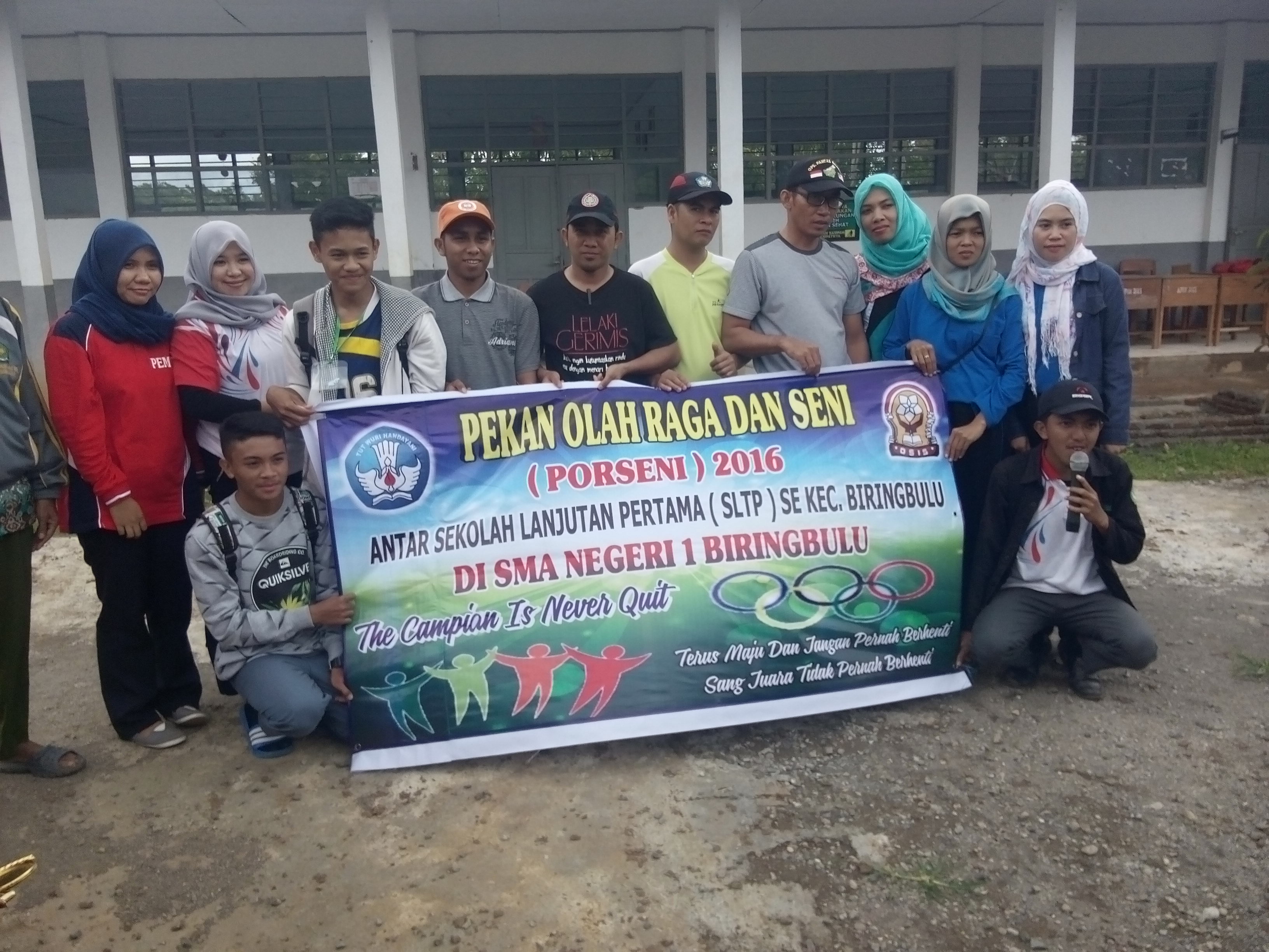 Porseni Antar SMP di SMA Negeri 1 Biringbulu